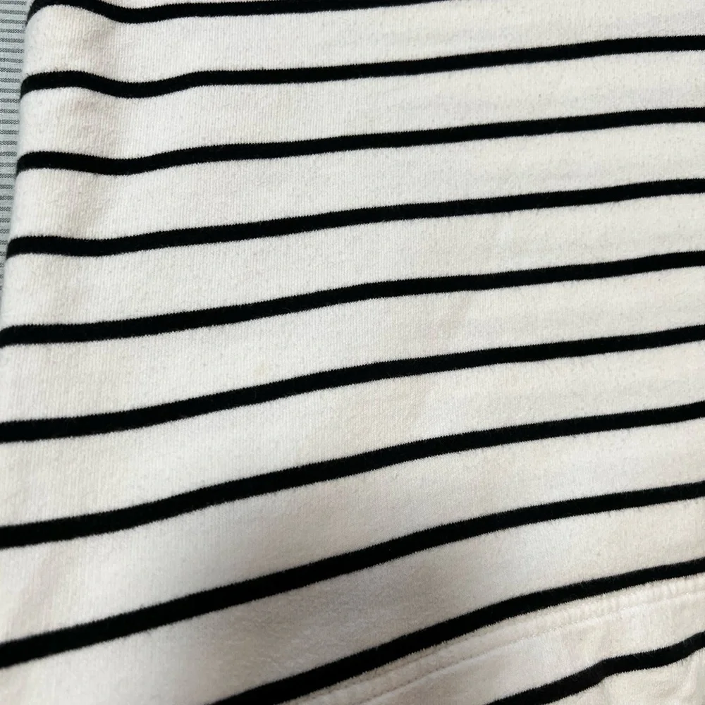 Ralph Lauren White & Black Striped Hooded Pullover - Picture 7 of 13